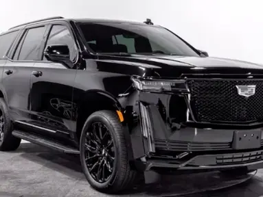 Cadillac Escalade ESV Sport (Captain Seats)