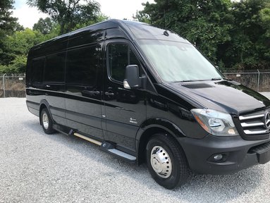 Mercedes Sprinter Limo 3