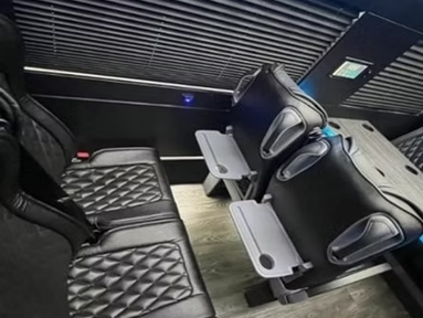 Mercedes-Benz Platinum Edition VIP Shuttle Sprinter